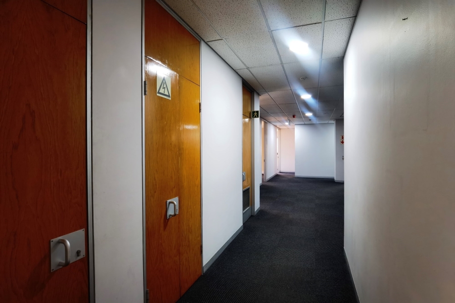 To Let commercial Property for Rent in Mowbray Western Cape